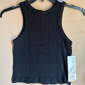 Bloom seasons ribbed black high neck crop athletic tank size L juniors
